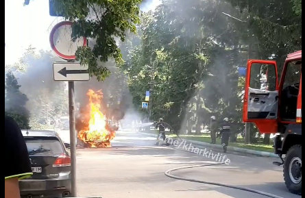 ДТП Харьков: Загорелся автомобиль под Харьковом
